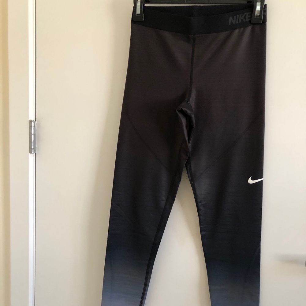 COPY - Nike Pro Leggings